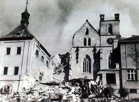 «В середу 14 лютого ворожі бомби вперше в такій величезній кількості впали на нашу улюблену Прагу