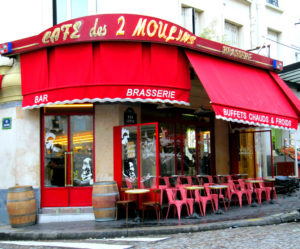 Розташоване на Монмарта, 15 Rue Lepic