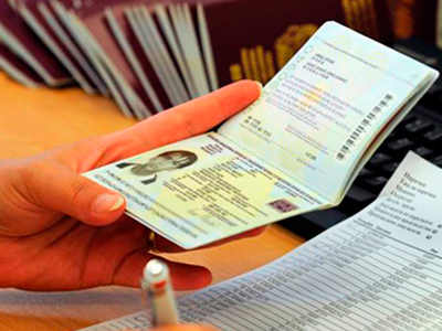 Термін розгляду документів на візу в Англію становить від 10 до 56 робочих днів в залежності від категорії візи і туристичного сезону