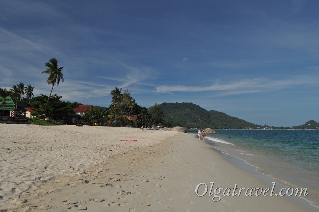 Пляж Ламай (Lamai Beach) як і Чавенг можна умовно розділити на три частини: північну, центральну і південну