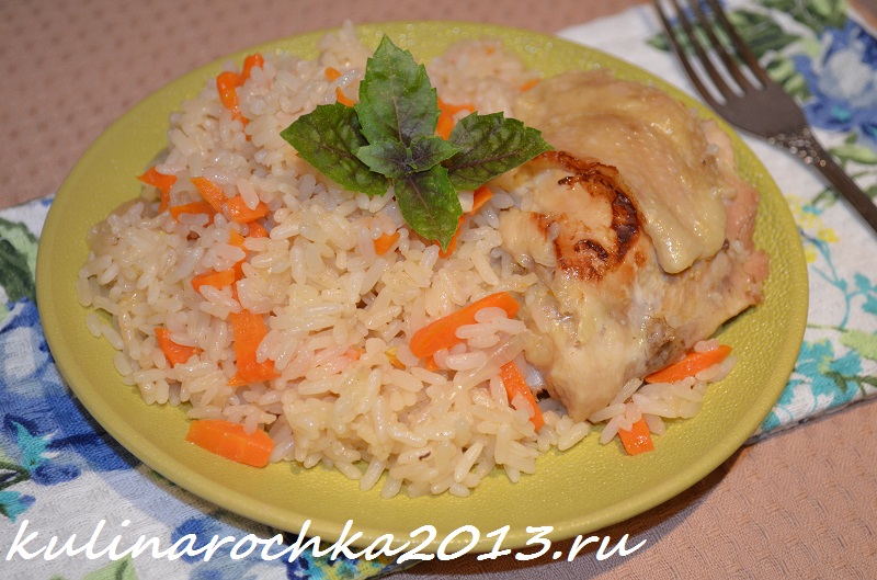 Плов - страва узбецької кухні, готується в основному з рису, м'яса, птиці або риби, а й тут бувають винятки