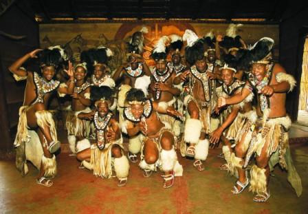 Як і у інших африканських народів, в житті зулусів музика займає важливе місце