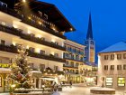 Готель Der Salzburgerhof, відкритий в грудні 2013 року, розташований в пішохідній зоні курорту Бад-Хофгаштайн, в 300 метрах від термального спа-салону Alpentherme