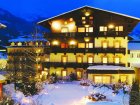 Готель з'єднаний критим опалювальним переходом з курортним термальним комплексом Alpen Therme Gastein;  необмежене відвідування входить у вартість проживання