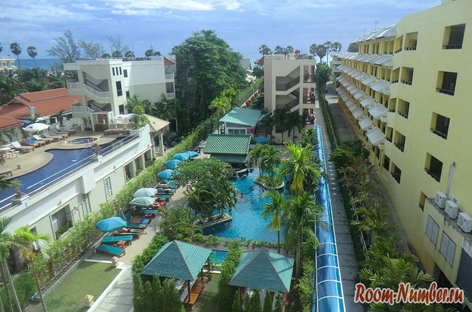 Готель Baan Karonburi Resort