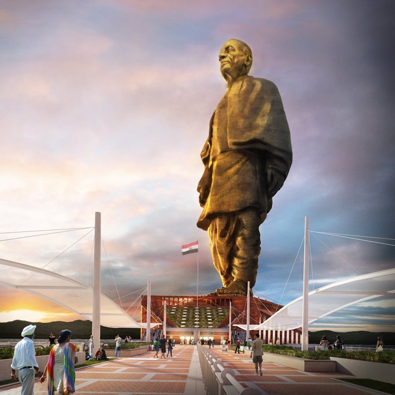 На думку прем'єр-міністра Індії Нарендри Моді, монумент підвищить міжнародний авторитет країни і приверне туристів в штат Гуджарат