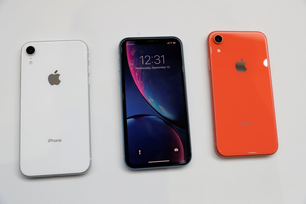 В Apple окремо вказали терміни появи смартфона iPhone Xr в Україні - це станеться 2 листопада 2018 року, всього на тиждень пізніше країн першої хвилі