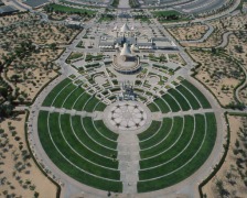 На півострові Аль Мамзар розкинувся однойменний парк, площею 99 гектар