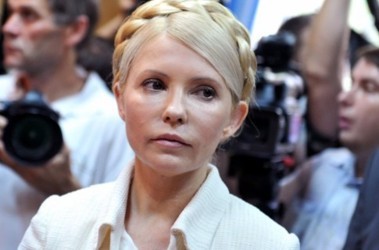 27 грудня 2011, 11:20 Переглядів:   Тимошенко можуть перевести на зону